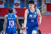 开云体育app-青岛男篮外援表现稳定，为球队带来胜利的简单介绍