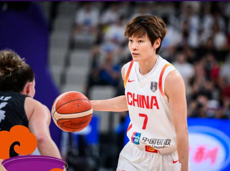 北京女篮在主场表现出色，夺得关键胜利