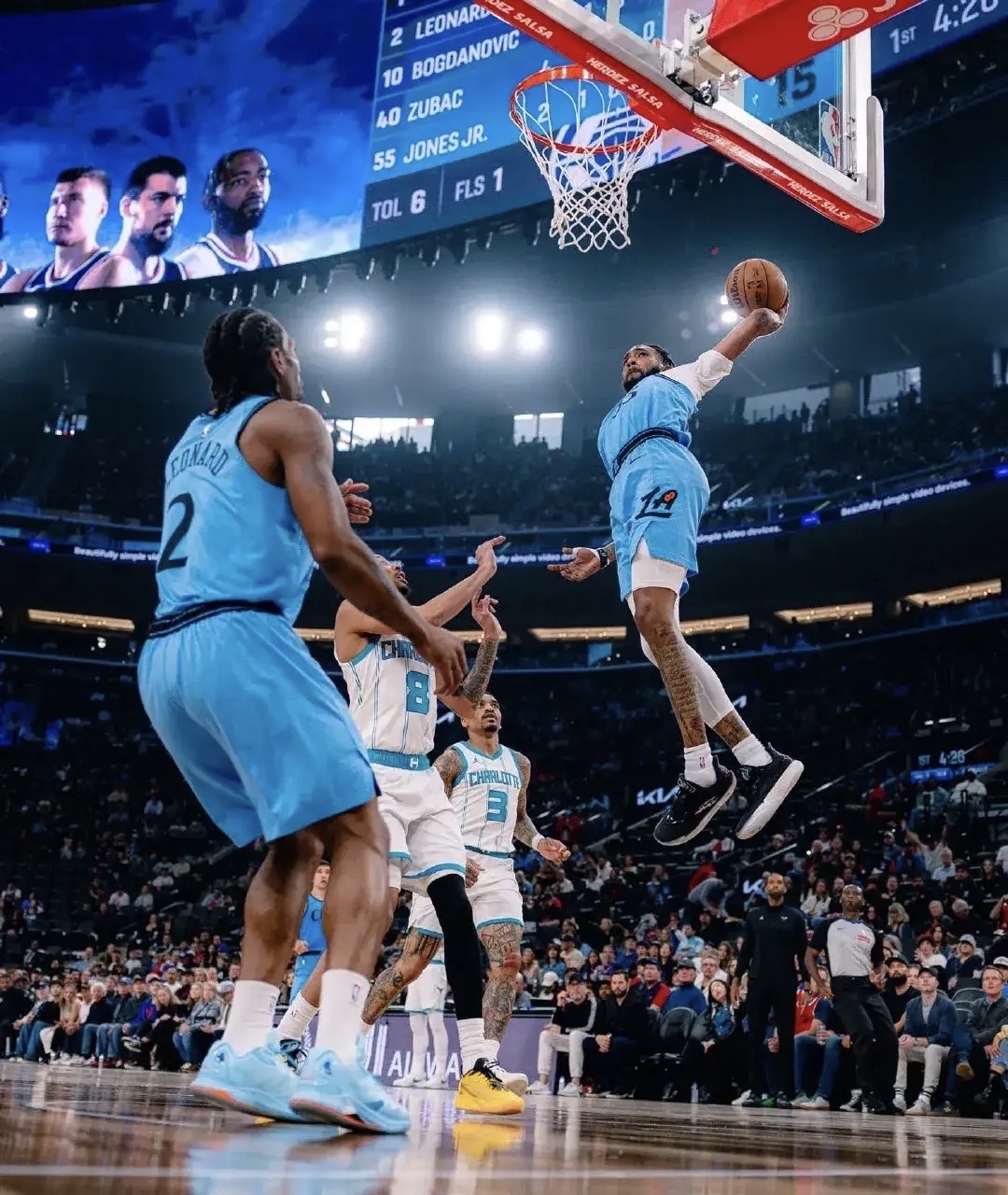 快船横扫老鹰，雄心勃勃