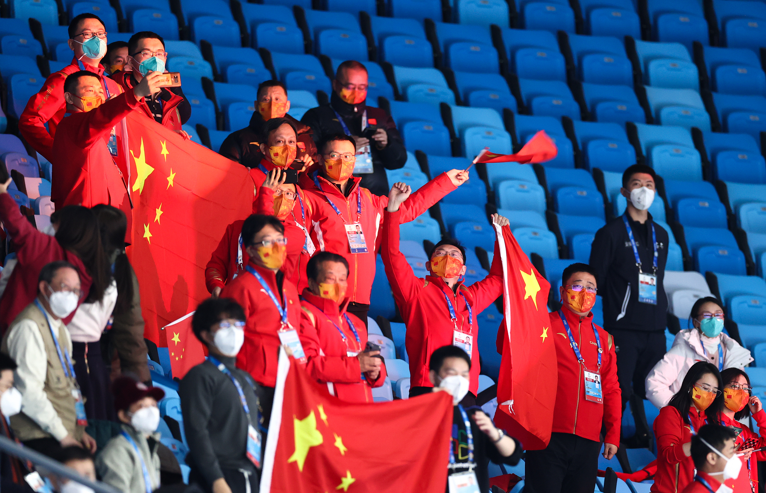 场面火爆！奥运会观众席沸腾不已的简单介绍