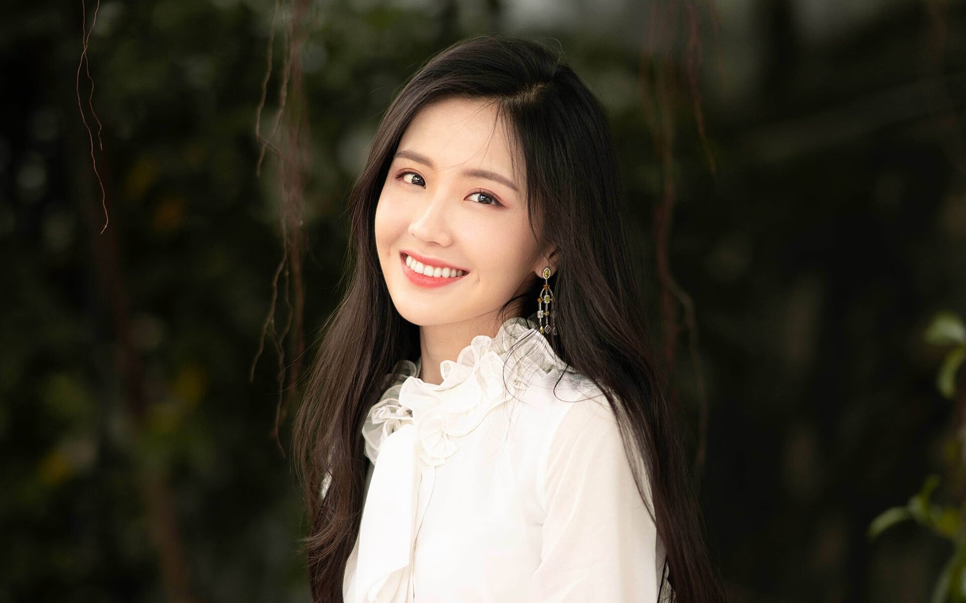 横跨巴黎与奥兰多的双面，西亚卡姆欧冠决赛级的稳定叙事