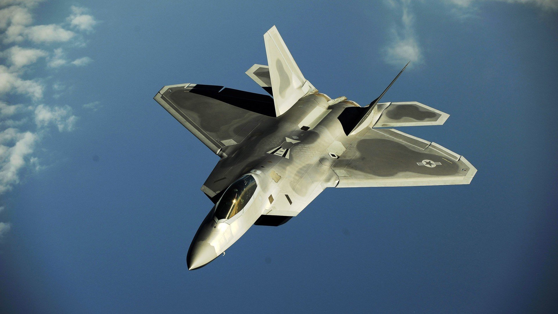 艺术巴黎！当苏亚雷斯的狩猎本能撕裂诗意防线