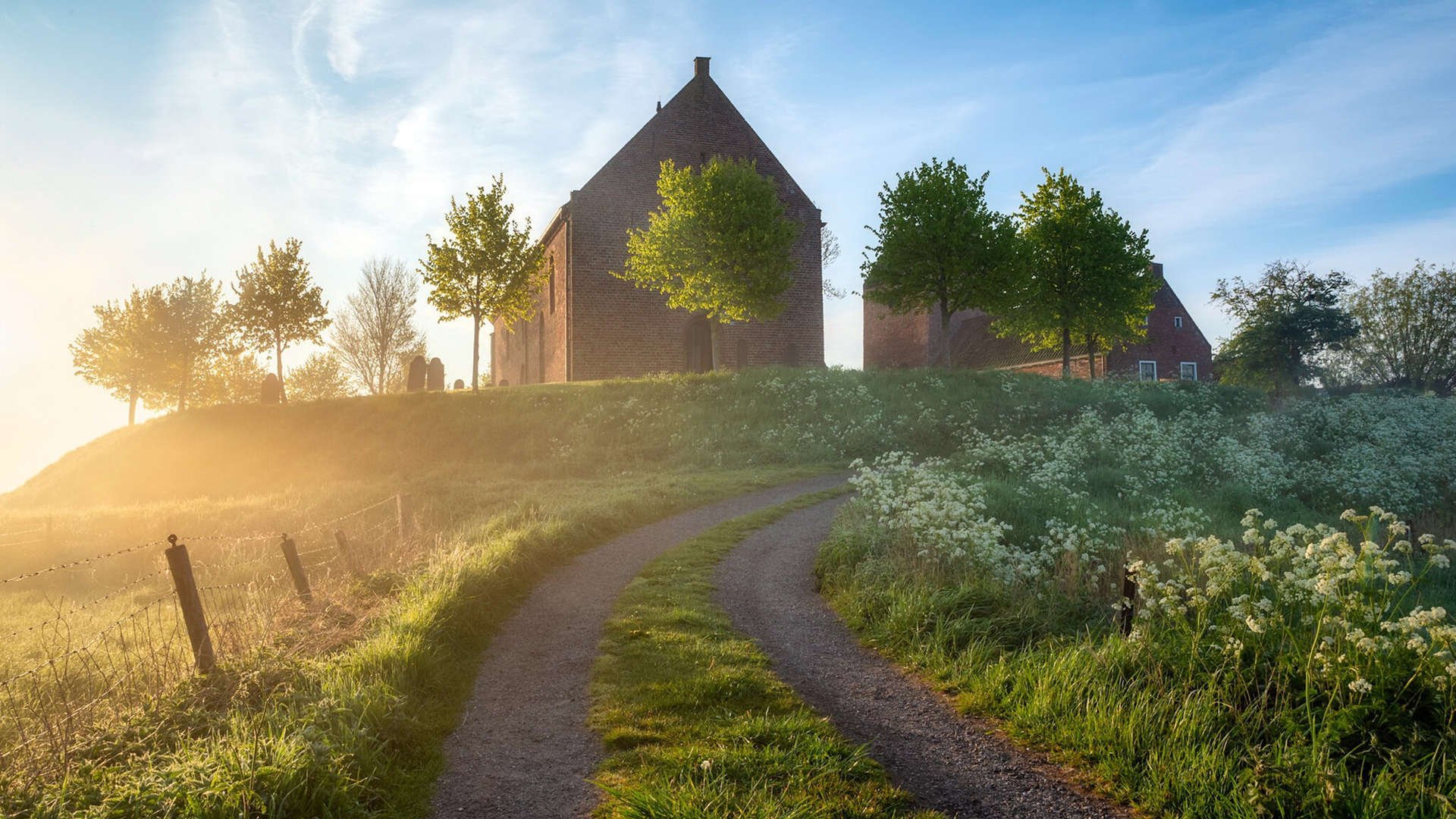 克莱攻防两端统治,雄鹿绝杀公牛,篮球之夜的激情与荣耀