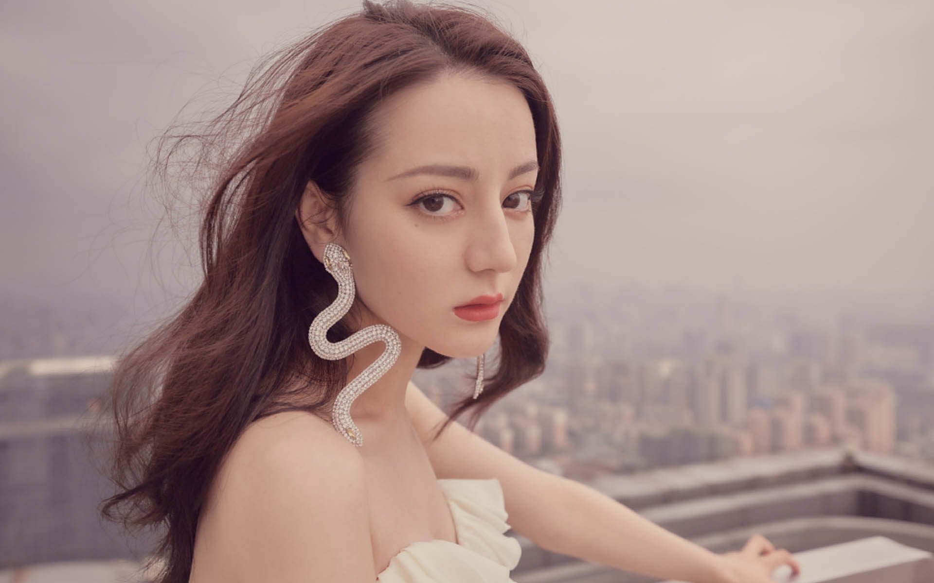 烈焰与寒冰，爱德华兹统治末节，鹈鹕强行终结热火